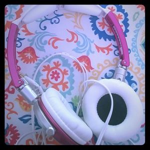 Skullcandy Fuschia Headphones