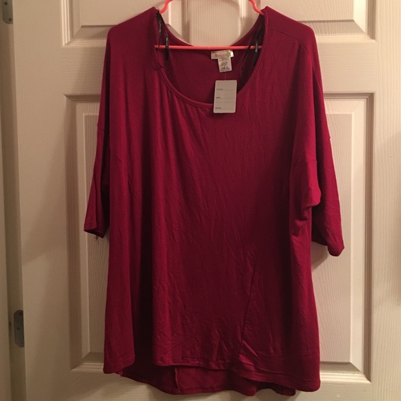 NWT burgundy oversized rayon/spandex blend top
