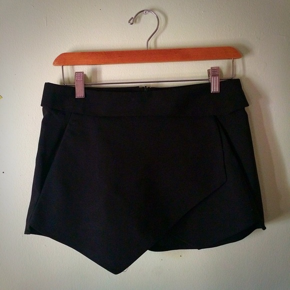 Zara Skort