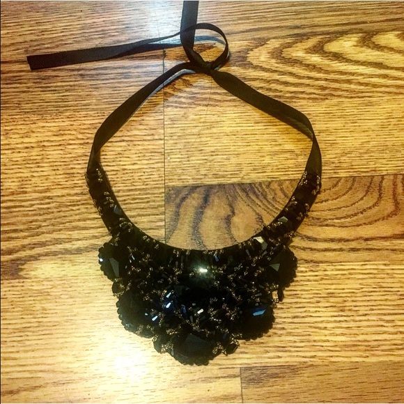 💥 3 for $25💥 Black necklace.