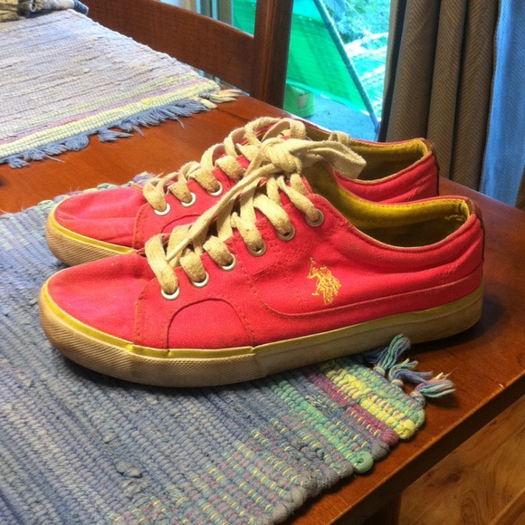 Polo sneakers