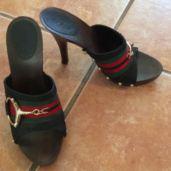 Gucci Shoes - Gucci slides. Size 8.5. Like new condition.