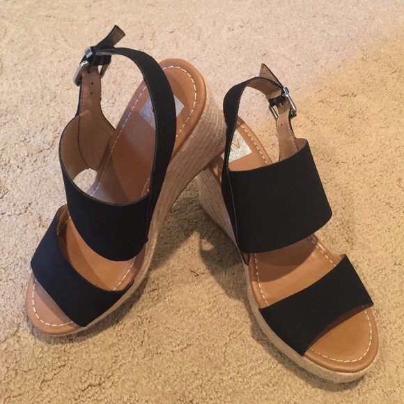 Super Cute Platform Wedges