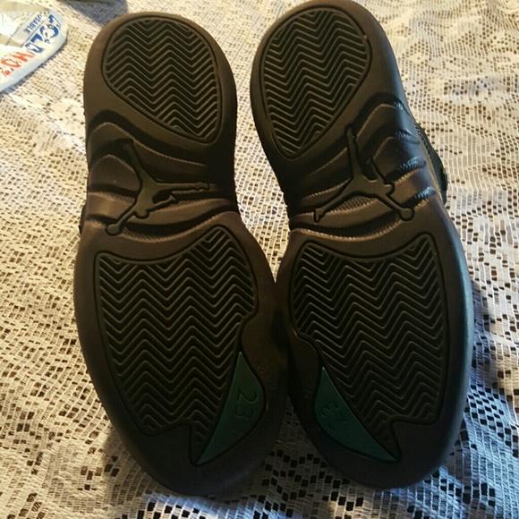 Sneakers - Picture 3 of 3