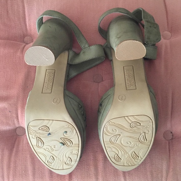 Mossimo Supply Co. Heels - Picture 3 of 3