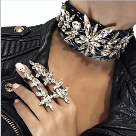 Restock The Ella Choker necklace - Picture 3 of 4