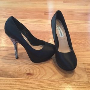 Steve Madden pumps