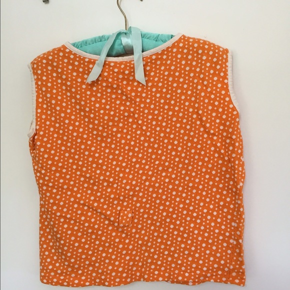 Vintage Tops - 🍊BOGO!!🎈 Vintage Orange Dotted Top Vintage Tops - 🍊BOGO!!🎈 Vintage Orange Dotted Top
