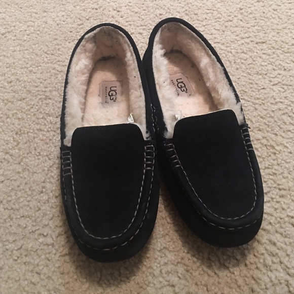 🆕🆕🆕🆕🆕No box new Ugg Slippers