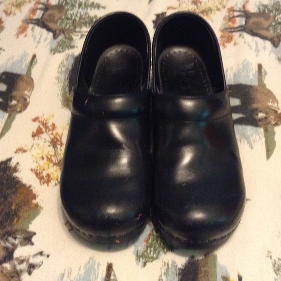 Black Dansko's