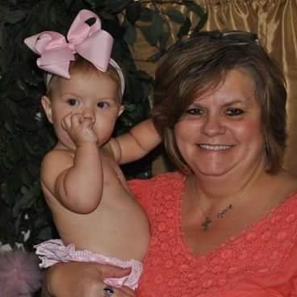 Meet your Posher, Elaine