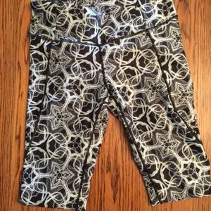 Calia by Carrie Underwood leggings