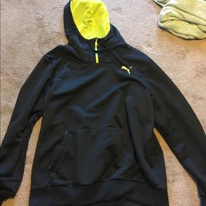 Puma pullover