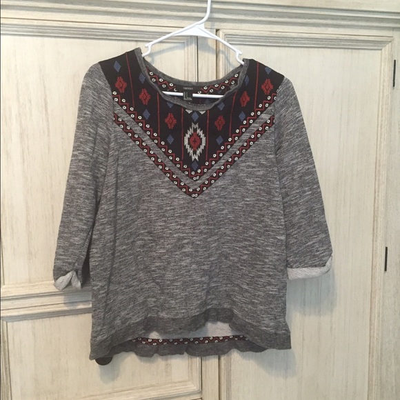 Quarter-length sweater