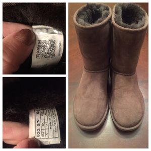 UGGs brown woman's size 5