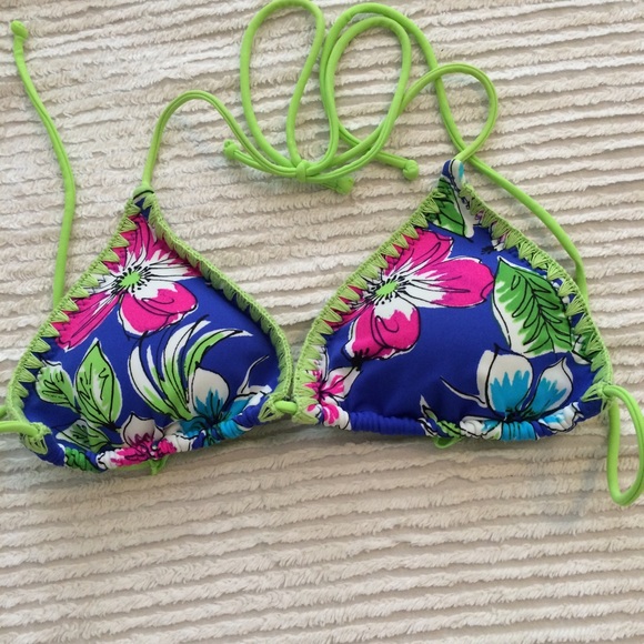 Swim suit top Med