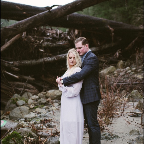 Meet your Posher, Lindsey - Picture 3 of 4