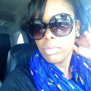 Meet your Posher, Desiree'