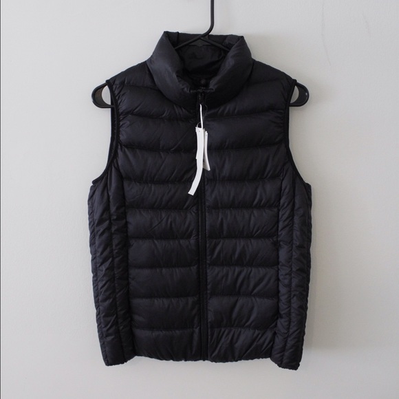 Brand new UNIQLO ultra light down vest!