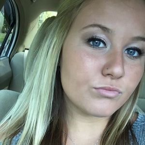 Meet your Posher, Carter