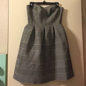 🌟love culture strapless dress🌟