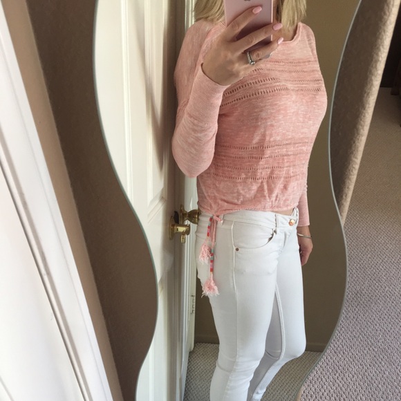 Victoria's Secret Sweaters - 🌸Victoria's Secret Pink Cropped Knit Sweater🌸