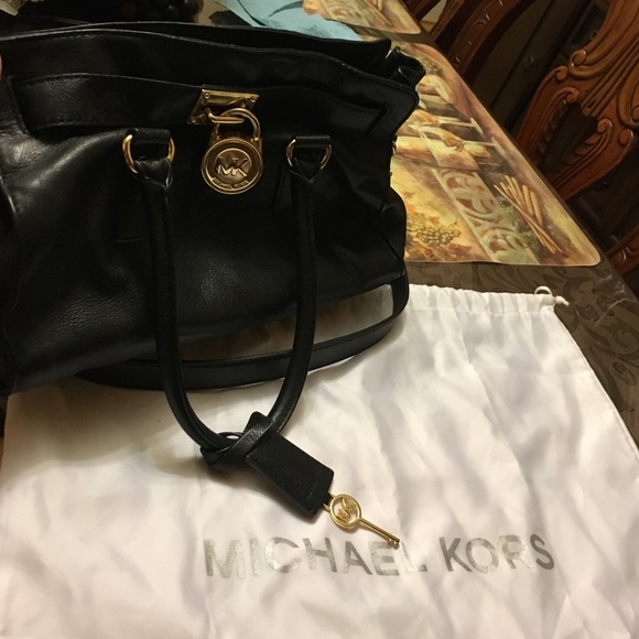 Michael Kors Purse - Picture 4 of 4