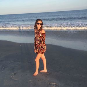 Meet your Posher, Julia