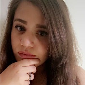 Meet your Posher, Ariel