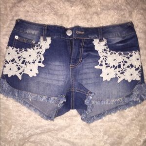 Mossimo Lace Detailed Denim Shorts