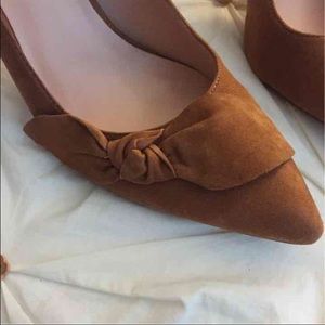 Some society suede tan heels
