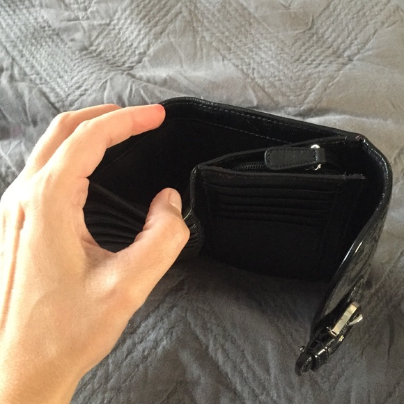 Authentic Coach wallet! - Picture 4 of 4