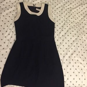 Size 4 business casual dress!