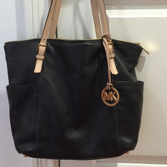 Authentic Michael Kors bag!