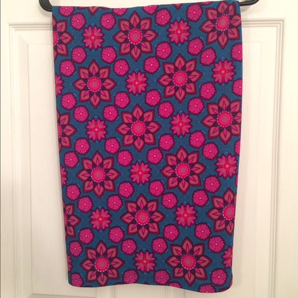 Lularoe Cassie