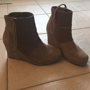 Toms booties