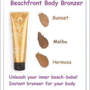 Body bronzer