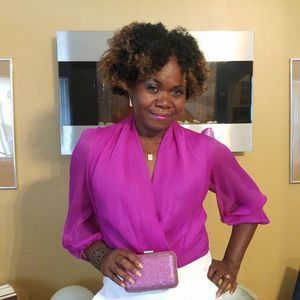 Meet your Posher, Renita