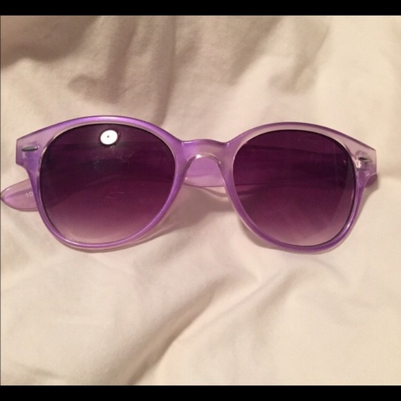 Urban outfitter glasses