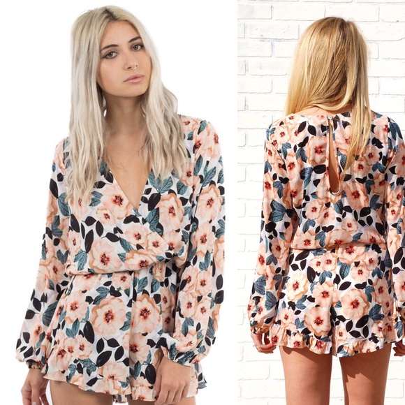 ❌SOLD❌ Show Me your MuMu Rocky romper - Picture 2 of 4