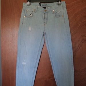 Skinny boyfriend light blue jean