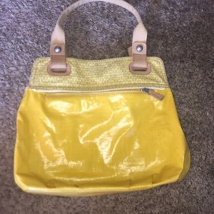 An original Fossil purse! In good condition!!