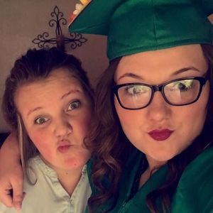 Meet your Posher, Hailey