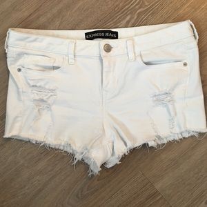 White Low Rise Frayed Denim Cuffoff Shorts
