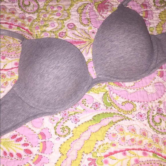 Victoria's Secret Gray Bra 34D