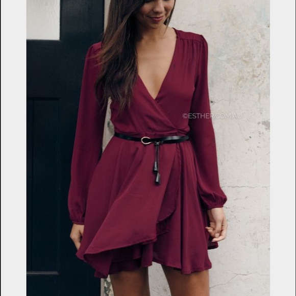 Esther boutique Christina berry wrap dress sz s/m