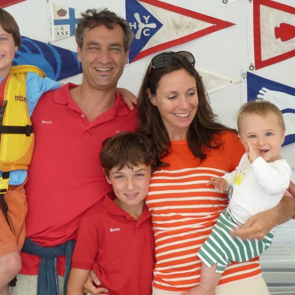 Meet your Posher, Stewart