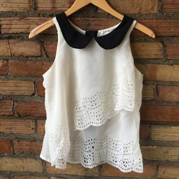 LoLa delicate Peter Pan collar frilly top