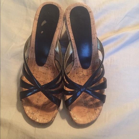 Cute black wedges