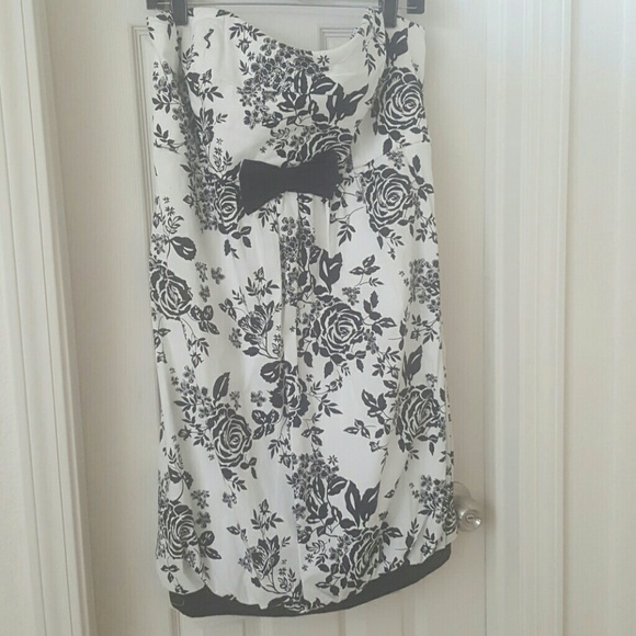 NWOT Torrid Floral print bubble dress